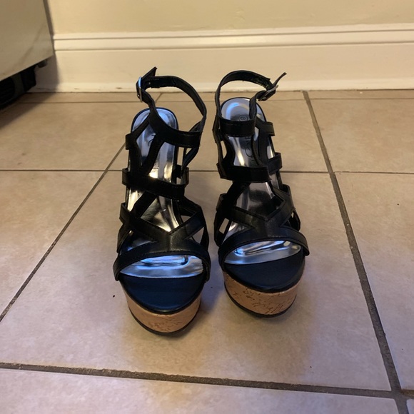 Wedges - Picture 2 of 4